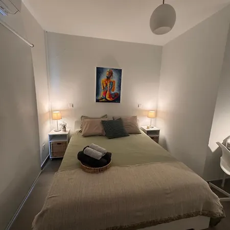 Cityscape Urban Apts Apartment *